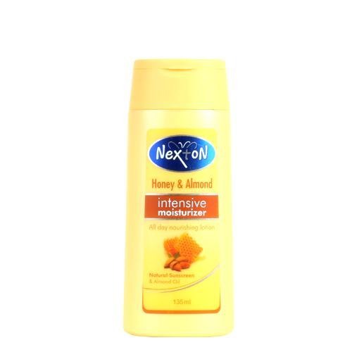 NEXTON BABY LOTION HONEY & ALMOND 135ML